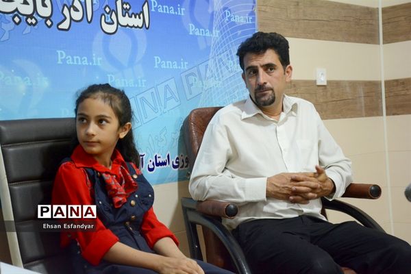 حضور  زهرا بیرامی(دختر ژله ای ) در دفتر خبرگزاری پانا آذربایجان شرقی