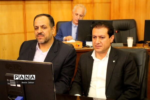 نشست خبری مدیرکل آموزش و پرورش فارس با اصحاب رسانه