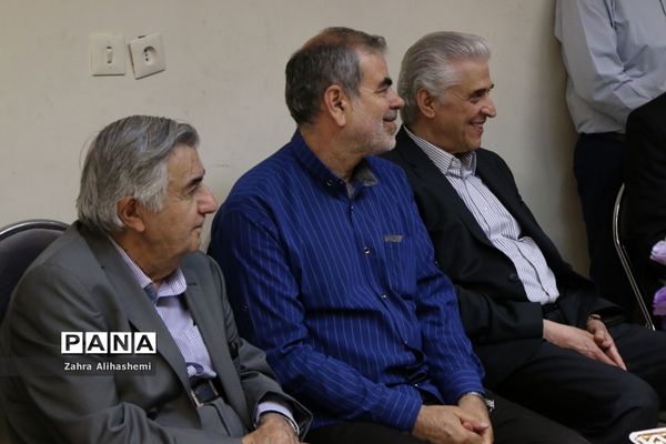 آیین کلنگ‌زنی و بازسازی مدرسه استثنایی باغچه‌بان درمنطقه سه