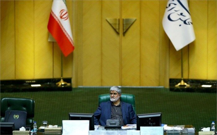 مطهری: آیا اگر کسی معتقد باشد در 88 تقلب شده، حتما باید محاکمه شود؟