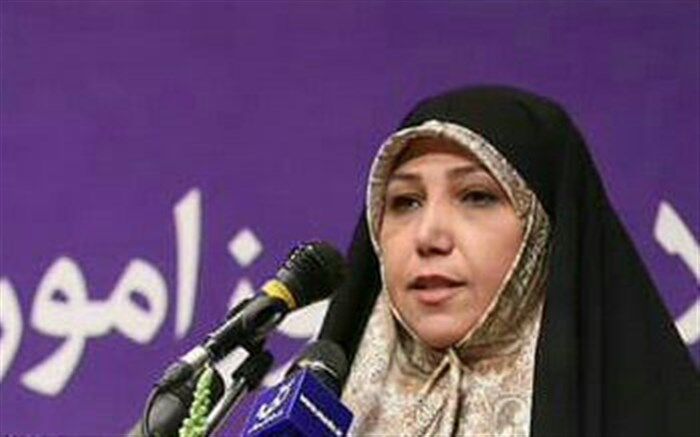 مینایی‌پور: راه‌حل رفع اعتیاد زنان پررنگ‌کردن اهمیت آموزش دختران نسبت به خطرات اعتیاد است