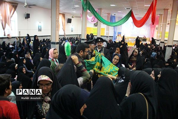 ورود کاروان زیرسایه خورشید مراسم جشن بانوان خادم‌یار رضوی در شهرستان بیرجند