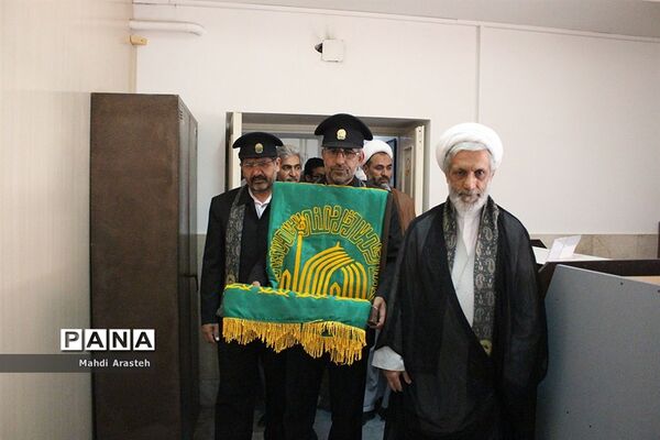 حضور کاروان رضوی در دفتر ثبت اسناد رسمی خراسان جنوبی