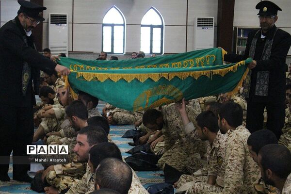 حضور کاروان زیرسایه خورشید حرم بارگاه رضوی در پادگان 04 امام رضا (ع) ارتش بیرجند