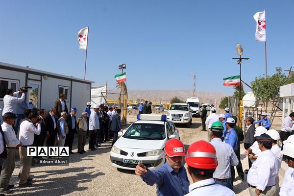 بازدید اسحاق جهانگیری از پالایشگاه های شهرستان مُهر