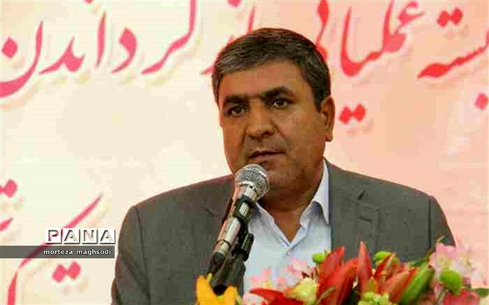 مدرسه نقش اصلی و اساسی در کاهش آسیب های اجتماعی جامعه دارد