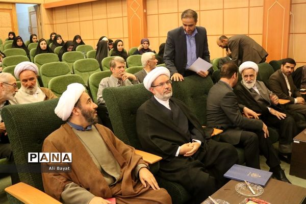 آیین تکریم و معارفه مدیرکل اوقاف و امور خیریه استان همدان