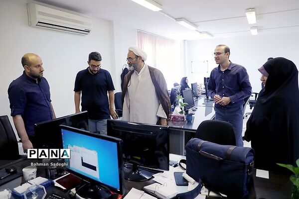 بازدید رئیس سازمان پژوهش و برنامه ریزی آموزشی آموزش و پرورش از خبرگزاری پانا