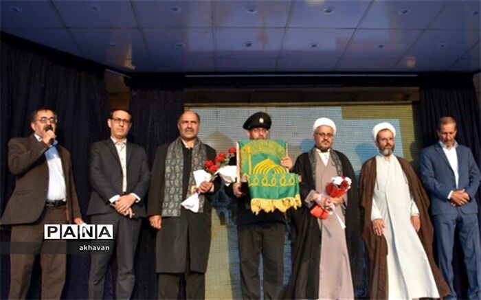 کاروان خدام حرم رضوی وارد بهاباد شد