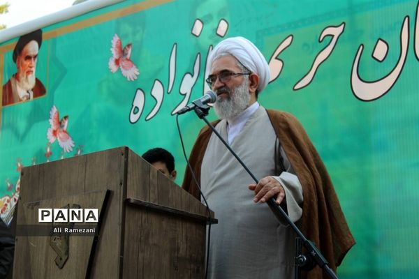 راهپیمایی هفته عفاف و حجاب در قائمشهر