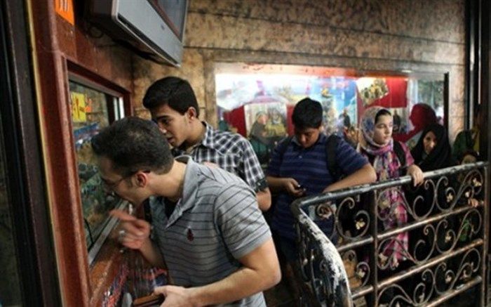 سینماها در سراسر کشور تا ساعت 15 نیم‌بها شد