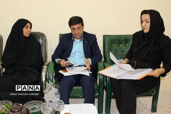 بازدید  کارشناسان اداره کل آموزش و پرورش  و سازمان دانش آموزی استان بوشهراز پایگاه های اوقات فراغت تابستانی دانش آموزان  منطقه سعدآباد