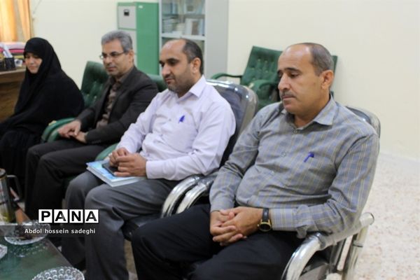 بازدید  کارشناسان اداره کل آموزش و پرورش  و سازمان دانش آموزی استان بوشهراز پایگاه های اوقات فراغت تابستانی دانش آموزان  منطقه سعدآباد