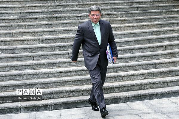 حاشیه جلسه هیأت دولت