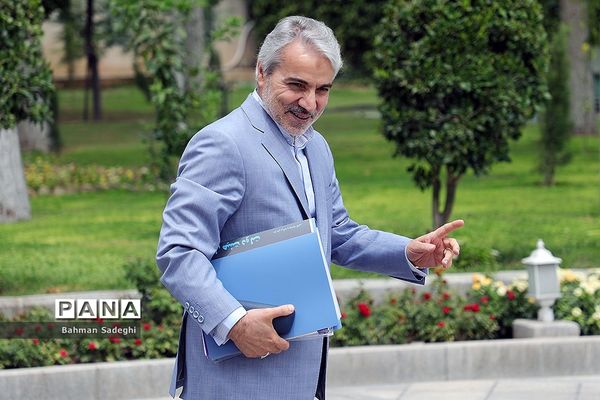 حاشیه جلسه هیأت دولت