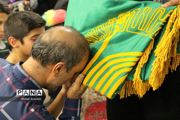 موعدعاشقان امام هشتم واستقبال باشکوه مردم در ششمین روز از دهه کرامت