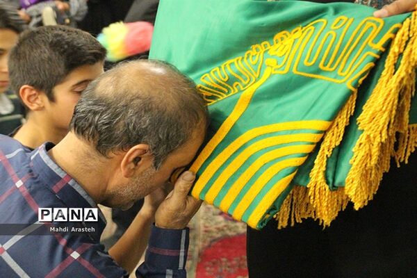 موعدعاشقان امام هشتم واستقبال باشکوه مردم در ششمین روز از دهه کرامت