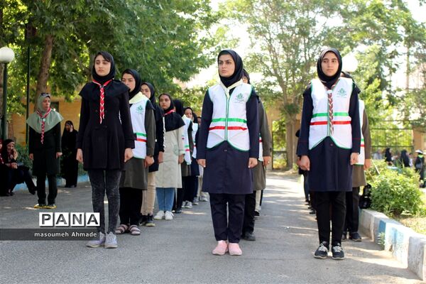 کارگاه مقدماتی دانش آموزان دختر تشکل پیشتازان استان البرز