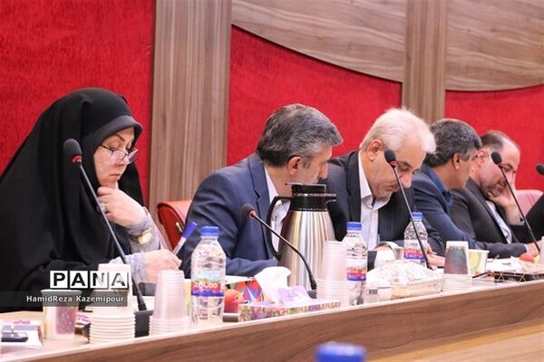 نشست شورای معاونان اداره‌کل و روسای ادارات آموزش و پرورش شهرستان‌های استان تهران