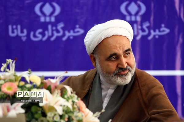 حضور معاون حقوقی و امور مجلس آموزش و پرورش در خبرگزاری پانا