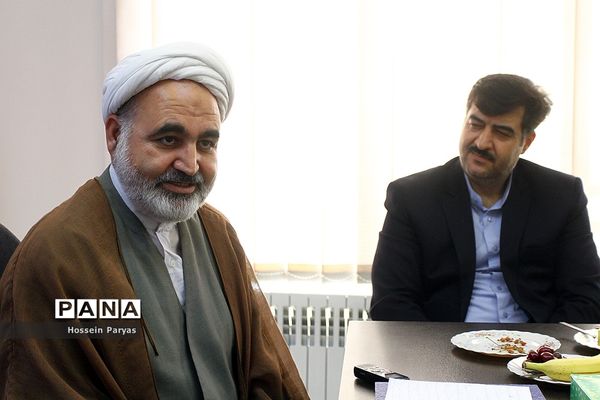 حضور معاون حقوقی و امور مجلس آموزش و پرورش در خبرگزاری پانا