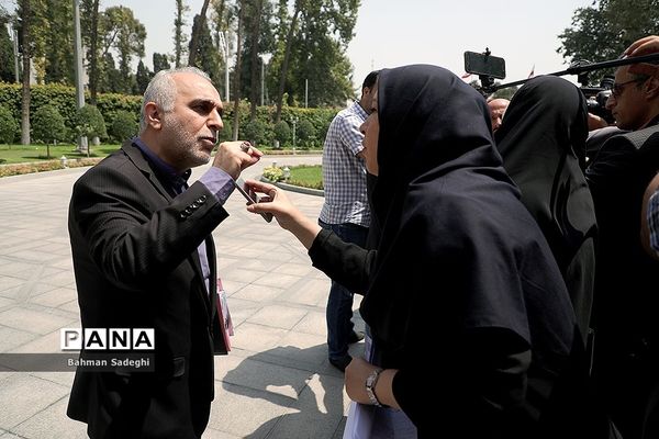 حاشیه جلسه هیأت دولت