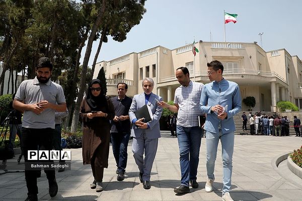 حاشیه جلسه هیأت دولت