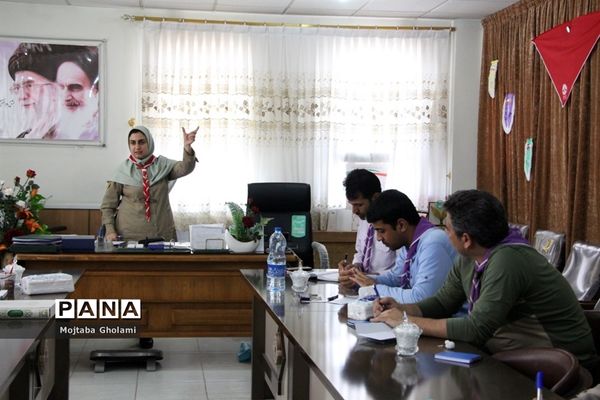 کارگاه آموزشی رابطین سامانه ملی نظارت برتهیه و توزیع لباس فرم دانش‌آموزان