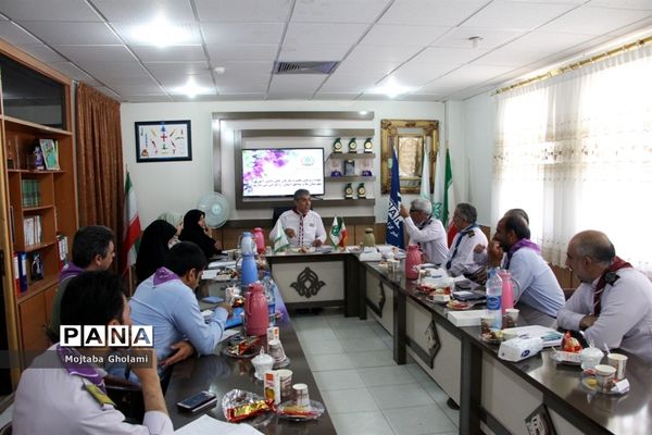 کارگاه آموزشی رابطین سامانه ملی نظارت برتهیه و توزیع لباس فرم دانش‌آموزان