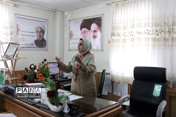 کارگاه آموزشی رابطین سامانه ملی نظارت برتهیه و توزیع لباس فرم دانش‌آموزان