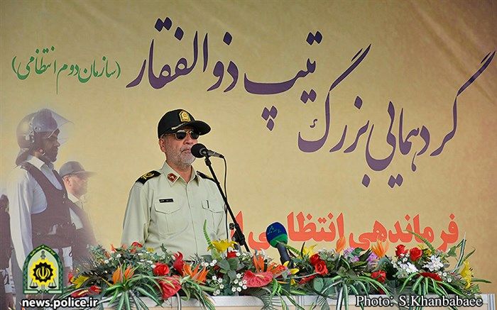 نیروی انتظامی در خط مقدم مبارزه با ناهنجاری هاست