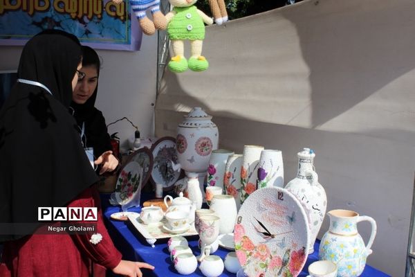 غرفه‌های دست سازه‌های جشنواره نوجوان خوارزمی استان خراسان رضوی