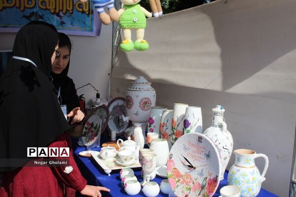 غرفه‌های دست سازه‌های جشنواره نوجوان خوارزمی استان خراسان رضوی