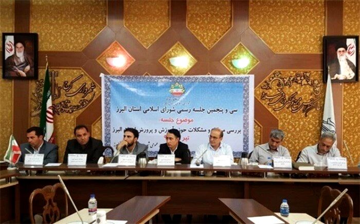 شوراهای اسلامی شهر با تصویب قوانین و طرح های مختلف می تواند کمک حال آموزش و پرورش باشد