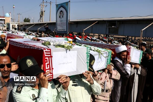بازگشت پیکر پاک 44تن از شهدای جنگ تحمیلی از مرز شلمچه به میهن