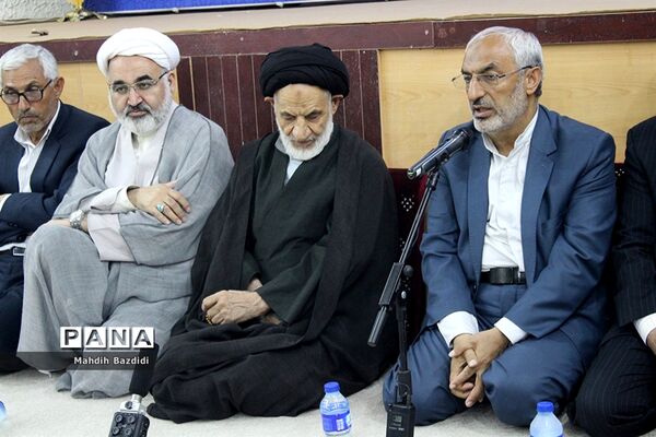 دیدار نماینده ولی فقیه درخراسان جنوبی با اعضای کمیسیون آموزش مجلس