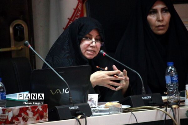نشست تخصصی  حجاب بانوان آموزش و پرورش آذربایجان شرقی