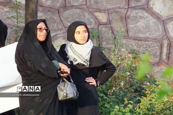 تجمع بزرگ مردمی حافظان حریم خانواده در شهرستان فیروزکوه