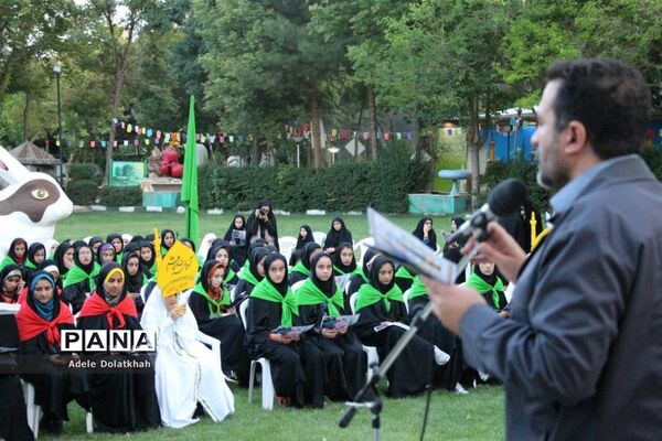 آغاز چهاردهمین دوره اردوی زیارتی دانش‌آموزان دختر زیارت‌اولی سراسر کشور در مشهد مقدس