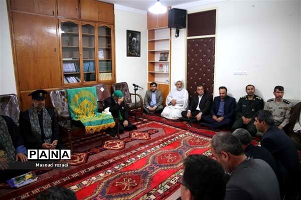 استقبال مردم شهرستان میانه از خادمان و حاملان پرچم متبرک رضوی