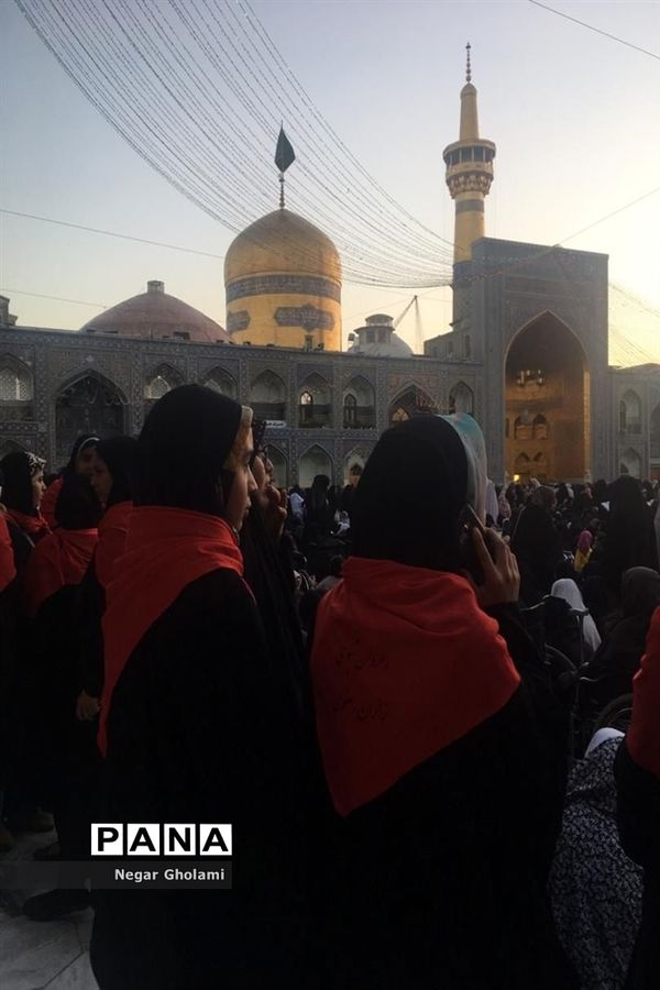 چهاردهمین دوره اردوی زیارتی دانش‌آموزان دختر زیارت‌ اولی سراسر کشور در مشهد مقدس