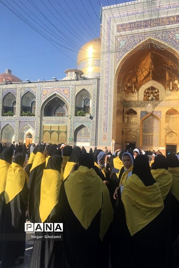 چهاردهمین دوره اردوی زیارتی دانش‌آموزان دختر زیارت‌ اولی سراسر کشور در مشهد مقدس