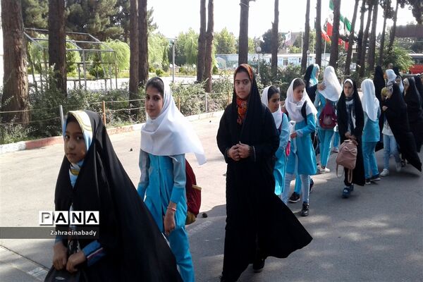 بازدید فرماندار شهرستان ملارد از اردوگاه شهید منتظری شهریار