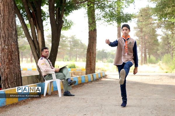 ایستگاه‌های مهارت‌های آموزشی در اولین روز از اردوی استانی پیشتازان فارس