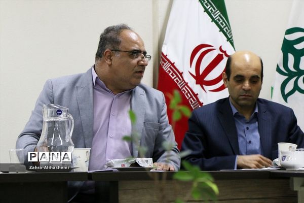 جلسه مربیان متخصص پیشتاز اردوی ملی دانش‌آموزی