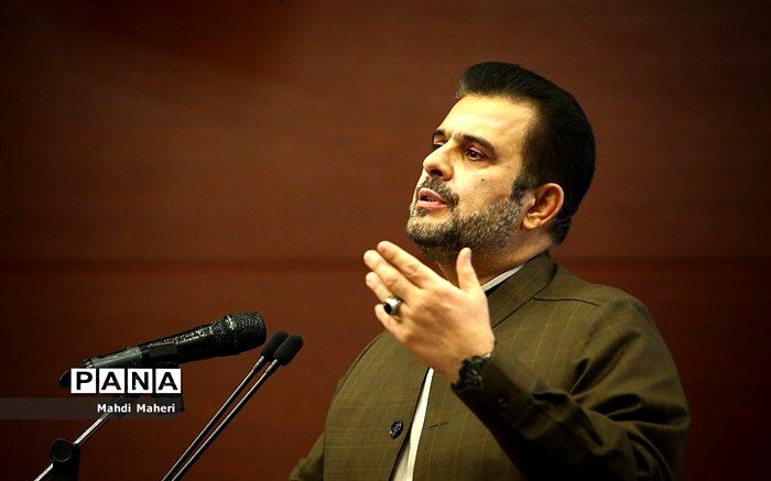 مدیر کل قرآن، عترت و نماز آموزش و پرورش: وظیفه ما نشر فرهنگ قرآن،‌ ایثار و شهادت در جامعه است
