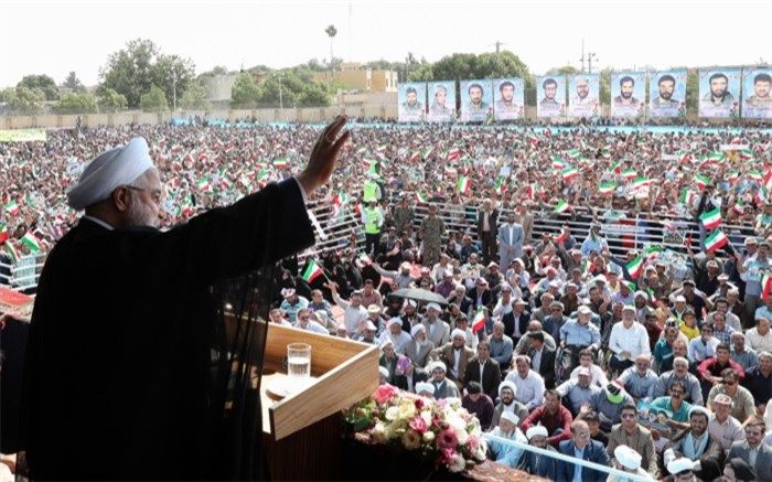 روحانی: ادعای کسی که دولت و نظام را ناکارآمد می‌داند ناروا است
