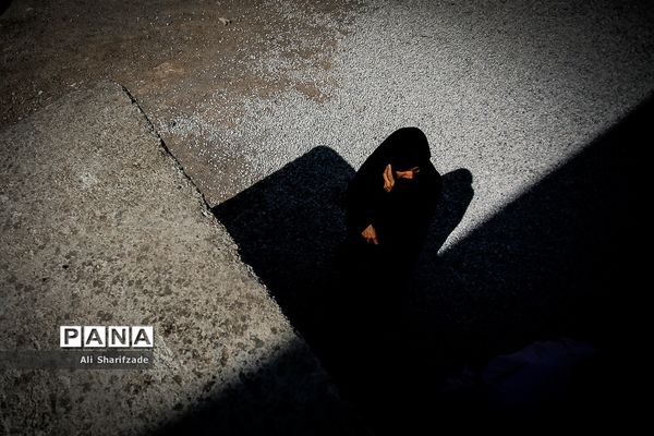 توزیع کالای اساسی بین سیل زدگان استان لرستان