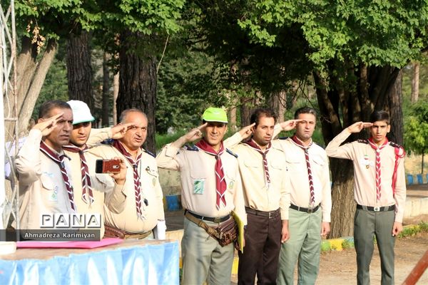 مراسم صبحگاه دومین روز از اردوی استانی پیشتازان فارس