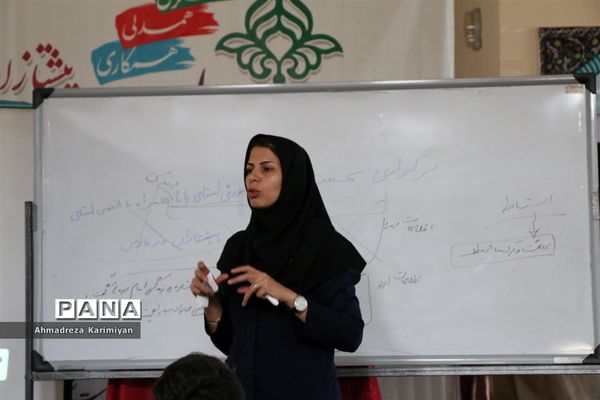 کلاس آموزشی خبرگزاری پانا در اردوی استانی پیشتازان فارس